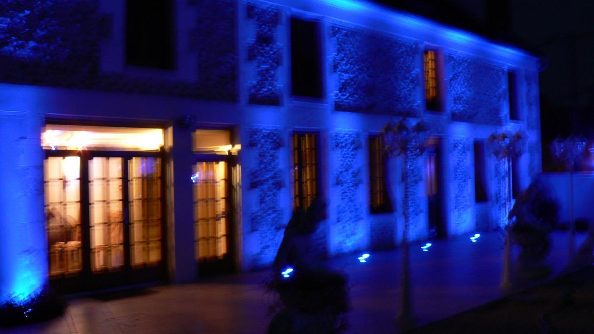 Le Manoir Des Chapelles Bed & Breakfast Venoy ภายนอก รูปภาพ