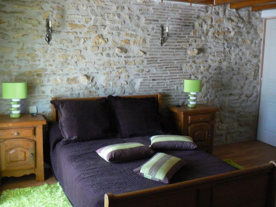 Le Manoir Des Chapelles Bed & Breakfast Venoy ห้อง รูปภาพ